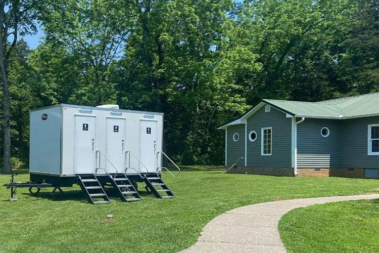 Portable-Restroom