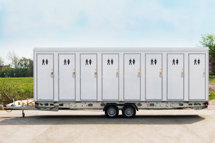 Restroom-Trailer